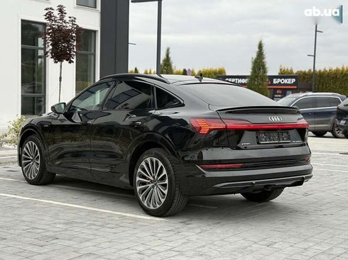 Audi E-Tron 2021 - фото 11