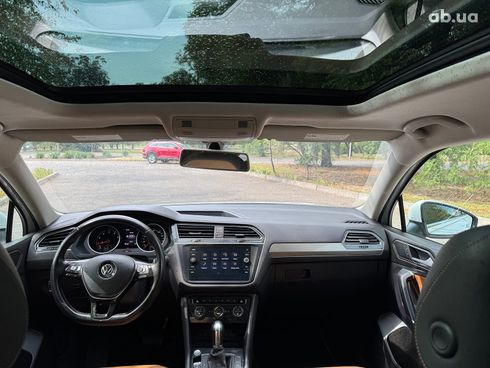 Volkswagen Tiguan 2019 белый - фото 19
