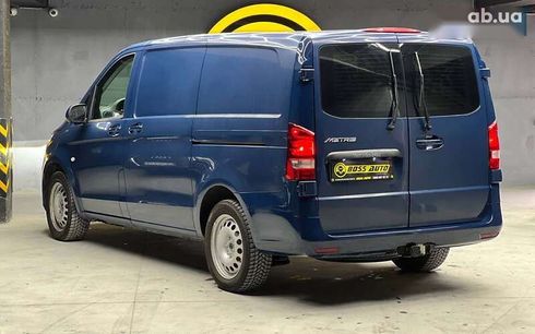 Mercedes-Benz V-Класс 2017 - фото 4