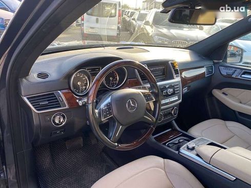 Mercedes-Benz GL-Класс 2015 - фото 11