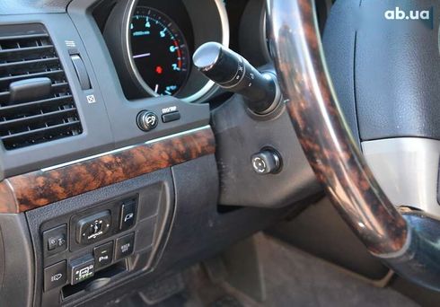 Toyota Land Cruiser 2010 - фото 20