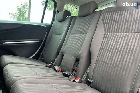 Opel Zafira 2012 - фото 18