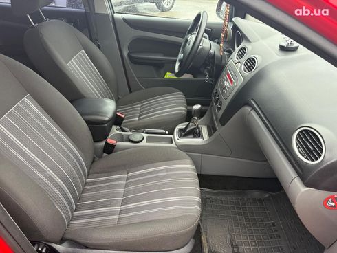 Ford Focus 2008 красный - фото 25