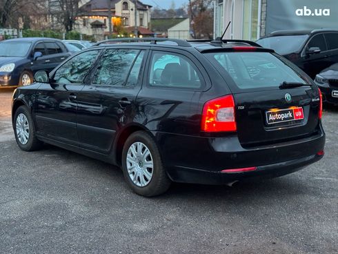 Skoda Octavia 2011 черный - фото 8