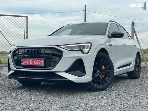 Audi E-Tron 2022 - фото 5