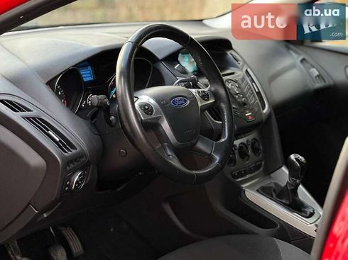 Ford Focus 2014 - фото 11