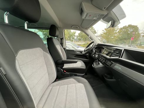 Volkswagen Multivan 2023 - фото 24