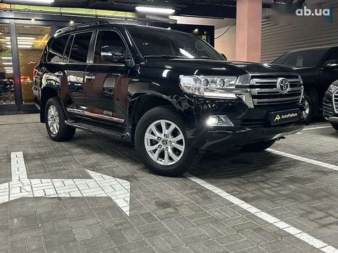 Toyota Land Cruiser 2020 - фото 3
