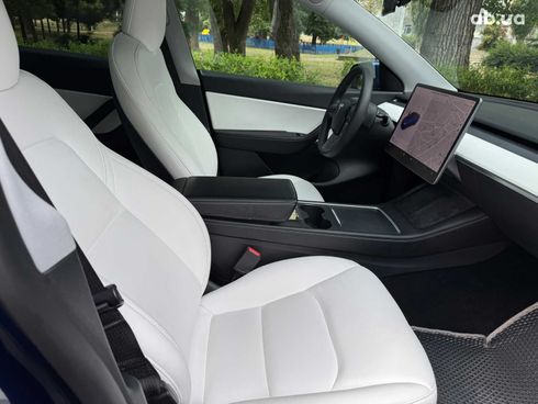Tesla Model Y 2021 синий - фото 27
