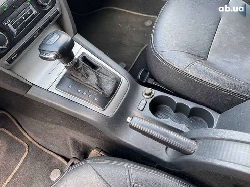 Skoda Octavia 2011 - фото 16