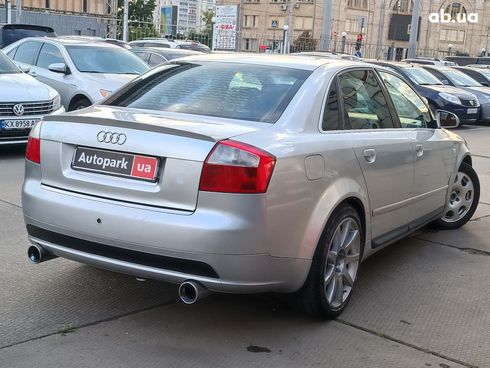 Audi A4 2002 серый - фото 9