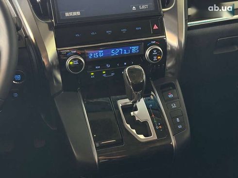 Toyota Vellfire 2017 - фото 25