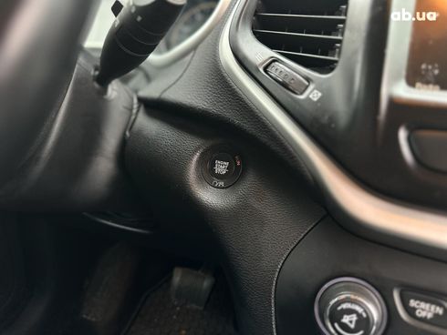 Jeep Cherokee 2018 серый - фото 82