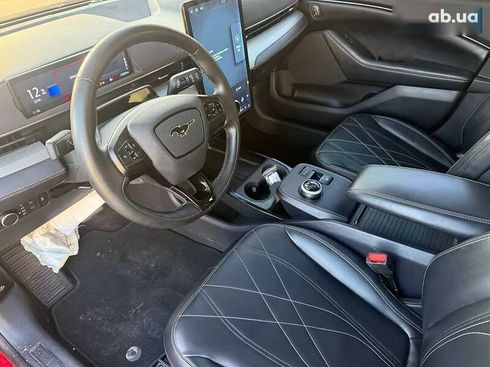 Ford Mustang Mach-E 2022 - фото 17