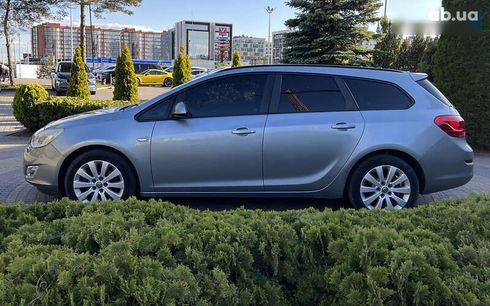 Opel Astra 2011 - фото 4