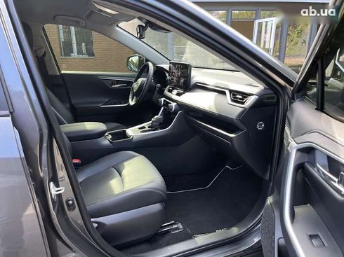 Toyota RAV4 2024 - фото 15