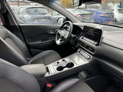 Hyundai Kona Electric 2020 - фото 29
