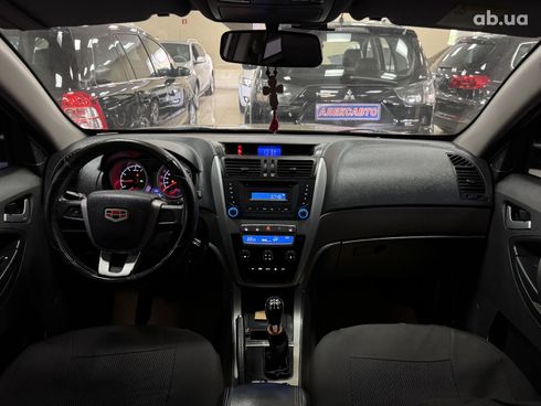 Geely GX7 2015 бежевый - фото 12