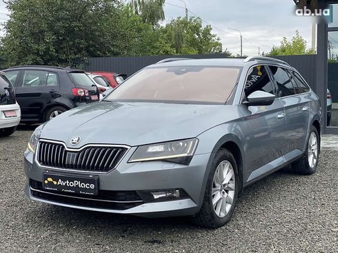 Skoda Superb 2016 - фото 17