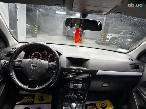 Opel Astra 2006 - фото 11