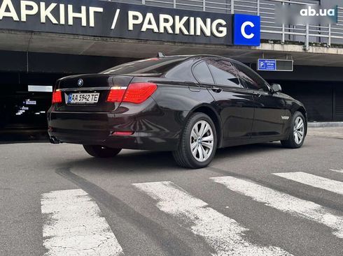 BMW 7 серия 2011 - фото 10