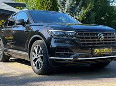 Продаж вживаних Volkswagen Touareg 2023 року у Львові - купити на Автобазарі
