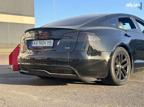 Tesla Model S 2021 - фото 16
