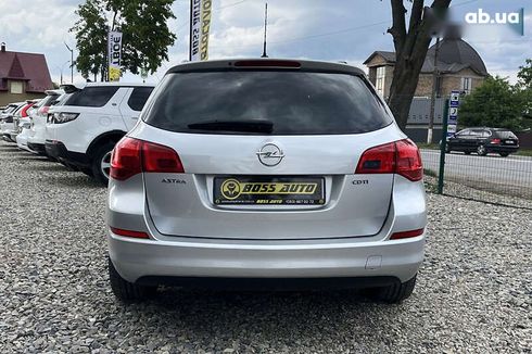 Opel Astra 2012 - фото 5