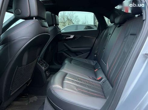 Audi A4 2017 - фото 26