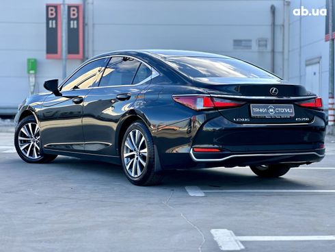 Lexus ES 2018 черный - фото 4