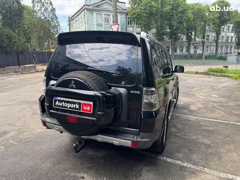 Mitsubishi Pajero Wagon 2007 черный - фото 6