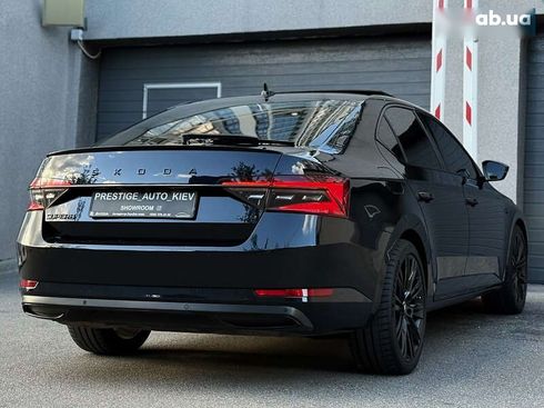 Skoda Superb 2020 - фото 20