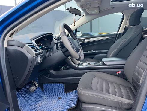 Ford Fusion 2018 синий - фото 42