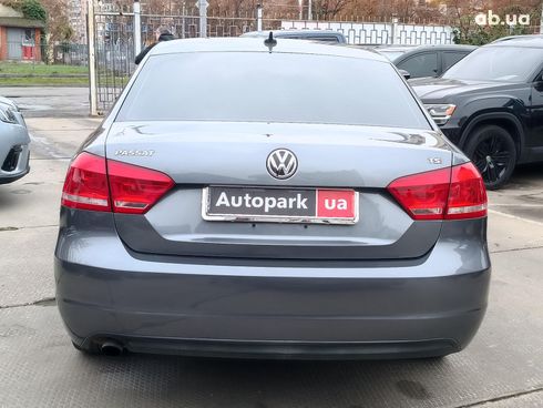 Volkswagen Passat 2014 серый - фото 9