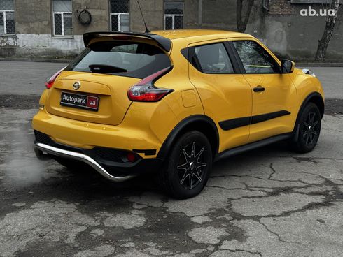 Nissan Juke 2017 желтый - фото 21