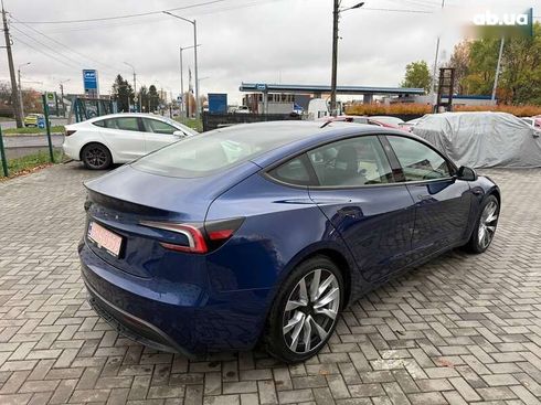 Tesla Model 3 2024 - фото 4