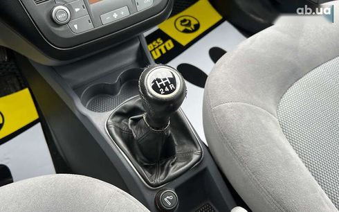 Fiat Linea 2009 - фото 15