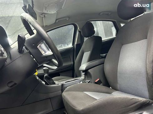 Ford Mondeo 2012 - фото 11
