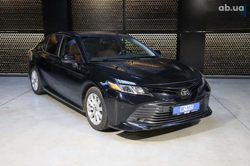 Toyota Camry 2017 - фото 3