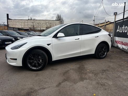 Tesla Model Y 2024 белый - фото 4