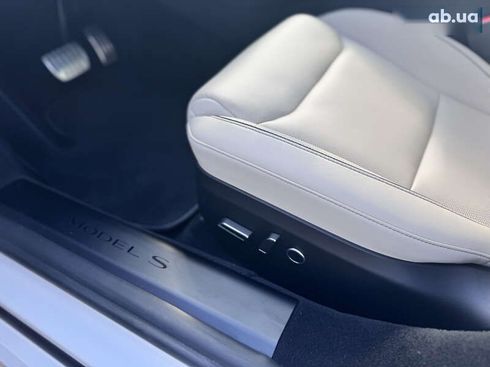 Tesla Model S 2021 - фото 17