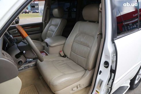 Lexus LX 2005 - фото 9