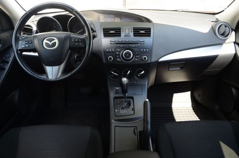 Mazda 3 2012 красный - фото 10