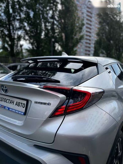 Toyota C-HR 2019 - фото 23