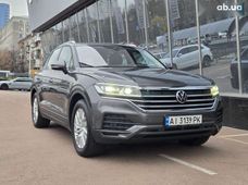 Продаж вживаних Volkswagen Touareg в Києві - купити на Автобазарі