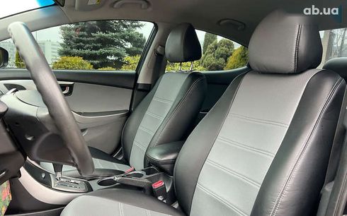 Hyundai Elantra 2013 - фото 9