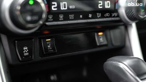 Toyota RAV4 2019 - фото 23