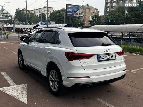 Audi Q3 2021 - фото 7