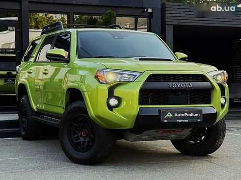 Toyota 4Runner 2021 - фото 8