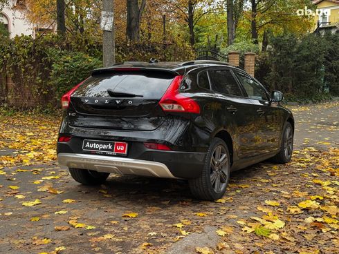 Volvo V40 2015 черный - фото 7